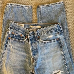 Levi’s ripped jeans